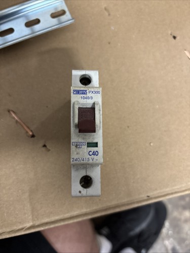 Proteus geyer 1040 px300 - proteus,