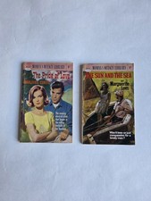 ​2x Vintage Woman’s Weekly