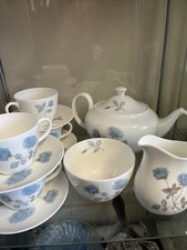 Wedgewood Ice Rose Set Teapot
