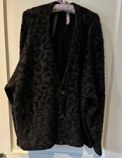 LULULEMON ANIMAL PRINT WOOL