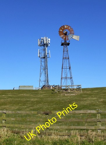 Photo 6x4 communications mast - photo,
