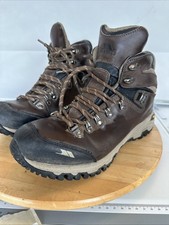 Trespass Walking Shoes Size 7 Mens Tres-Tex Vibram Boots Mountain Climbing (7A)