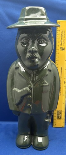 Retro ceramic gangster - a,