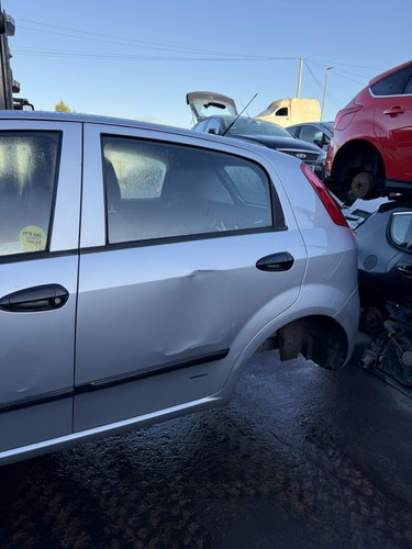 Fiat punto passenger - fiat, rear