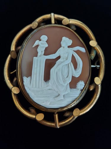 Antique cupid venus - &, cameo