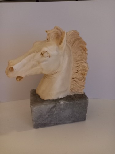Horse head alabaster - alabaster, on