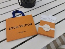 Small Gift Bag & Gift Box - Louis Vuitton LV