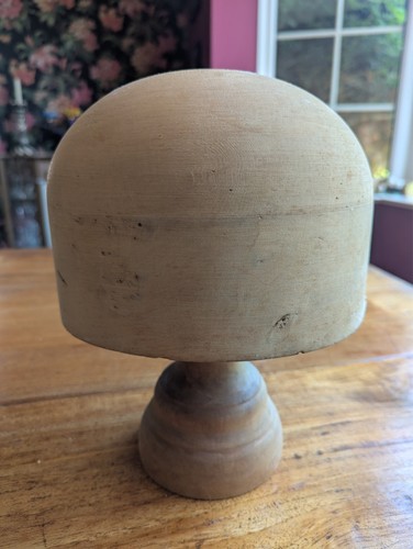 Vintage hat block - block, wooden