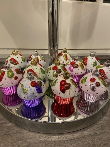 Cupcake - 12,