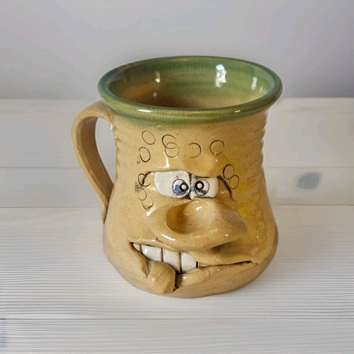 Vintage pretty ugly mug - ugly,