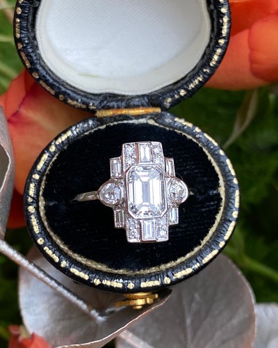 Art deco diamond platinum ring - art,