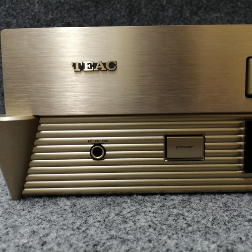 Teac compact disc player - cd-5,