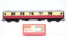 Hornby OO Gauge R4182 BR 61ft