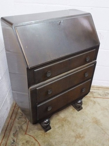 Oak fall front - front, bureau