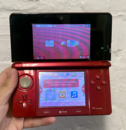 Red nintendo 3ds - red,