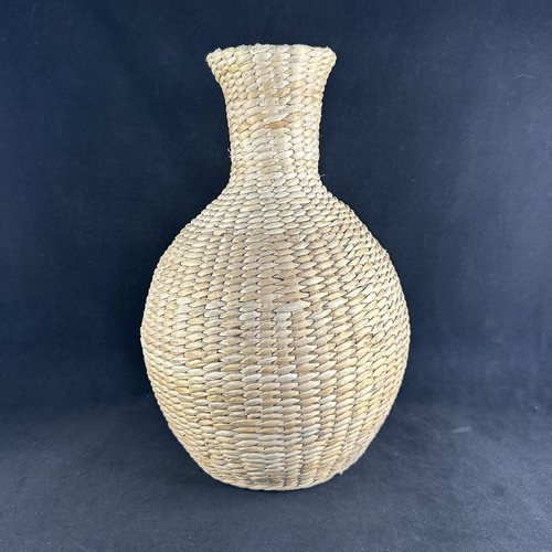 Vintage woven wicker rattan - vintage?,