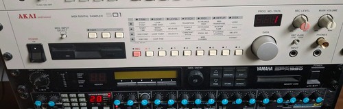 Akai s01 sampler - akai,