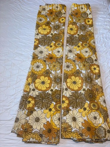 Vintage 70s yellow flower - yellow,