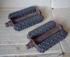 VINTAGE UNION RUBBER BLOCK PEDALS 9/16" PRE-REFLECTOR