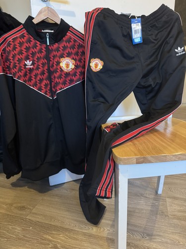 Manchester united adidas - united,