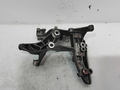 9684613880 alternator mounting