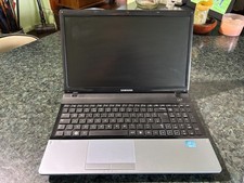 SAMSUNG NOTEBOOK LAPTOP 300E--
