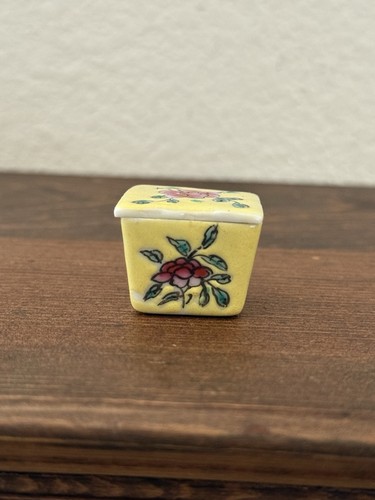 Antique chinese porcelain - chinese,