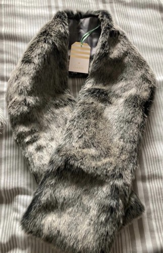 Faux fur collar oasis brand - fur,