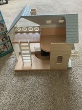 Sylivanian Famalies Riverside Lodge Excellent Condition With Box