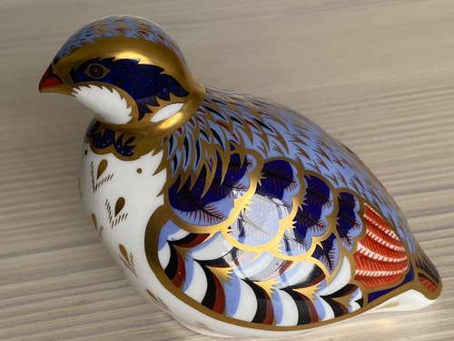 Royal crown derby red - derby, legged