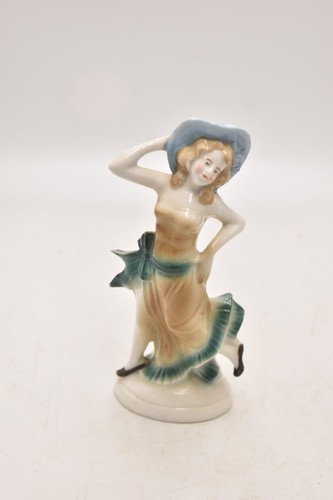 Vintage porcelain dancing lady - dancing,