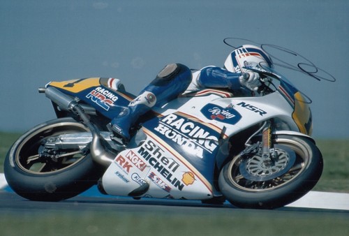 Wayne gardner hand signed - gardner,
