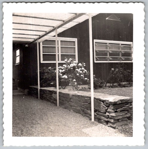 Vtg snapshot main entrance - b&w,