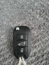 GENUINE VAUXHALL 3 BUTTON REMOTE FLIP KEY FOB. Vivaro