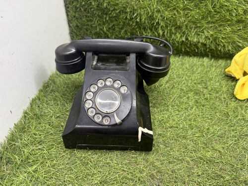 Vintage retro phone bakelite - phone,