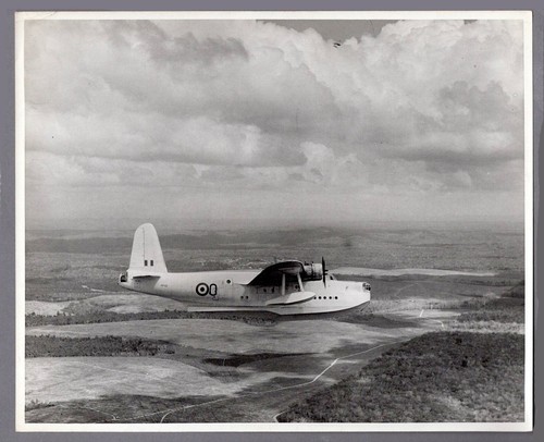 Short sunderland flying boat - short,
