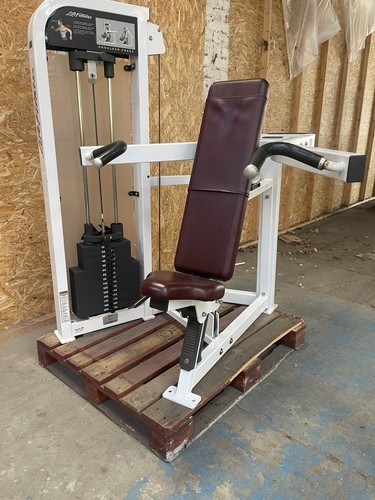 Life fitness pro shoulder - pro,