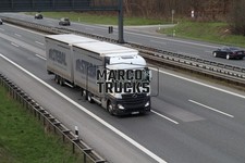 Truck Photo Mercedes-Benz