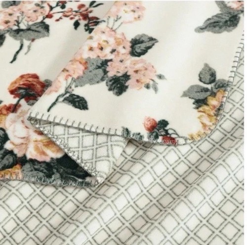 Laura ashley rosemore - ashley,