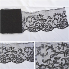 Antique Chantilly Lace Flounce