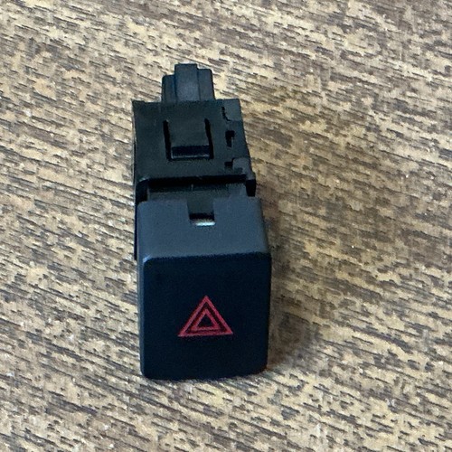 Nissan qashqai j11 2015 hazard - qashqai,