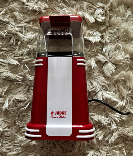 Judge vintage retro hot air - vintage/retro,