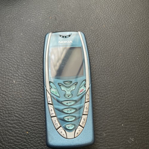 Nokia 7210 mobile phone retro - 7210,