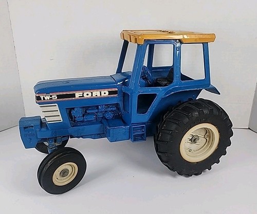 Ford tractor 12 - ford, black