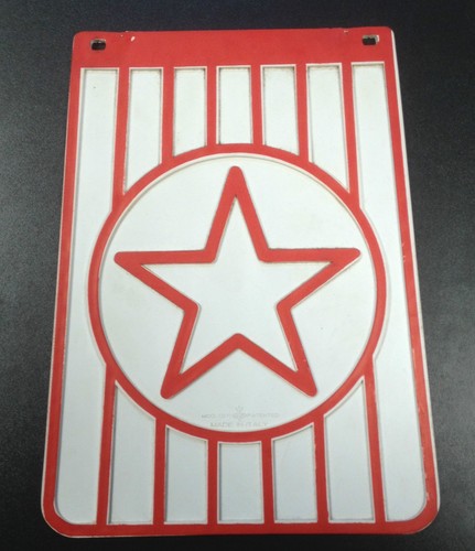 Mud flap starred red - on, white