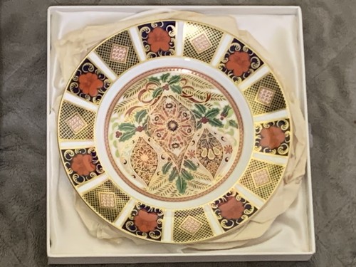 Boxed royal crown - boxed,