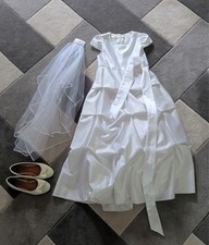 Holy communion/flower girl