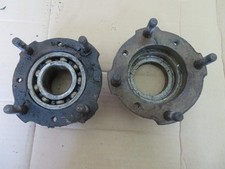 MORRIS MINOR REAR AXLE HUBS