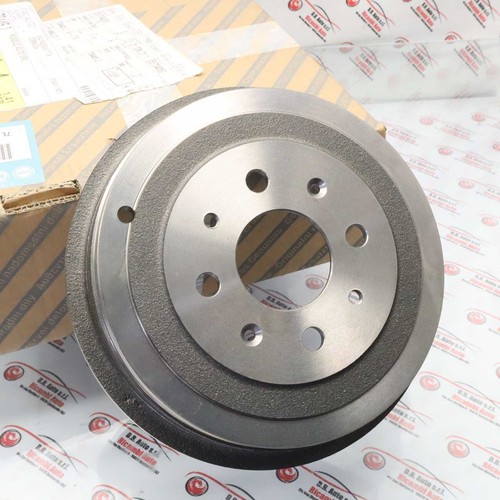Rear brake drum - rear, grande