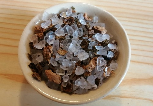 Money witches ritual salt - ritual,